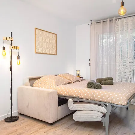 Palais Ligure - Agreable 2 Pieces - - Parking Gratuit 芒通