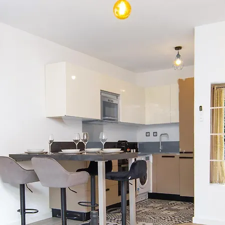 Palais Ligure - Agreable 2 Pieces - - Parking Gratuit *