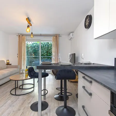 Apartment Palais Ligure - Agreable 2 Pieces - - Parking Gratuit