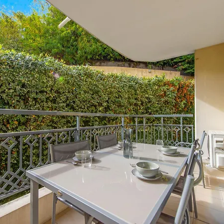 Apartment Palais Ligure - Agreable 2 Pieces - - Parking Gratuit Menton