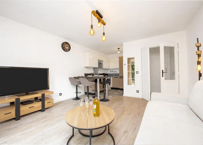 Palais Ligure - Agreable 2 Pieces - - Parking Gratuit Daire Menton